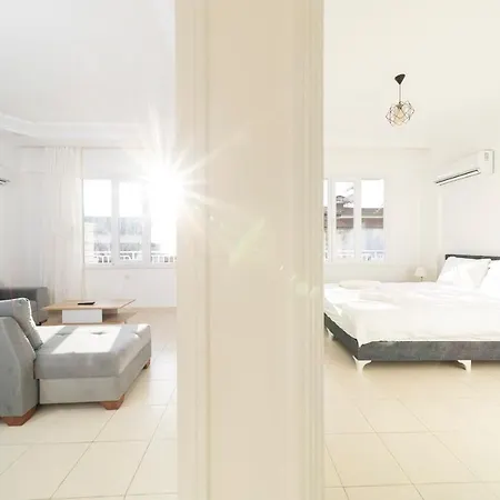 Cozy Flat With Balcony And Excellent Location In Alanya, Antalya Апартаменты