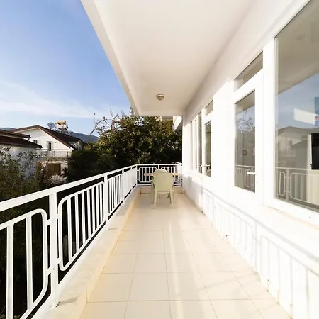 Cozy Flat With Balcony And Excellent Location In Alanya, Antalya Appartement *